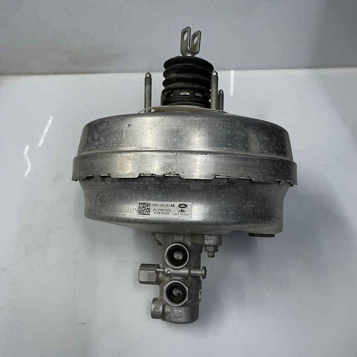 Brake booster - 2021 Land Rover RANGE ROVER EVOQUE