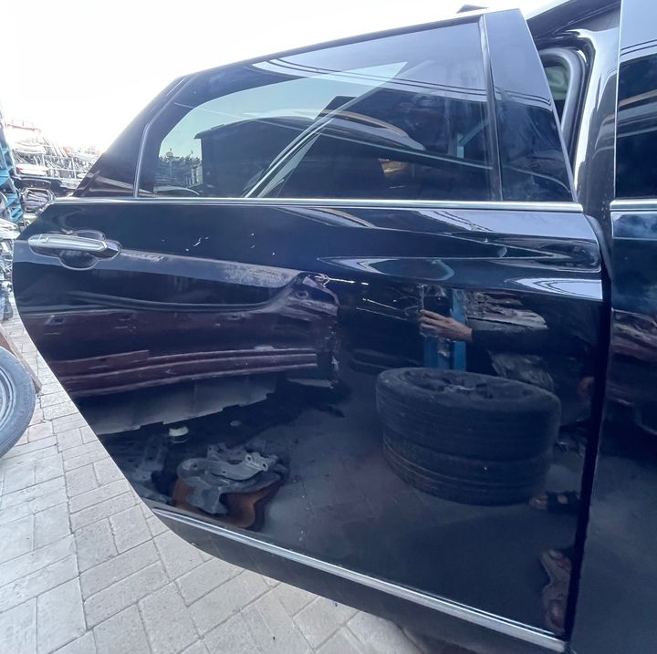 Door (RHB) - 2018 Cadillac CT6