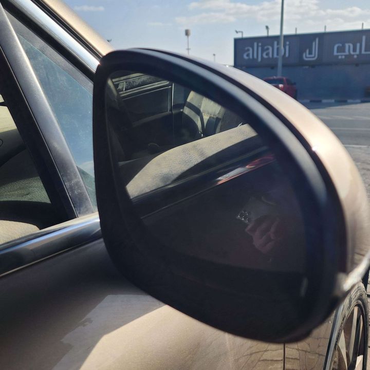 Side Mirror (RH) - 2016 Volkswagen Touareg
