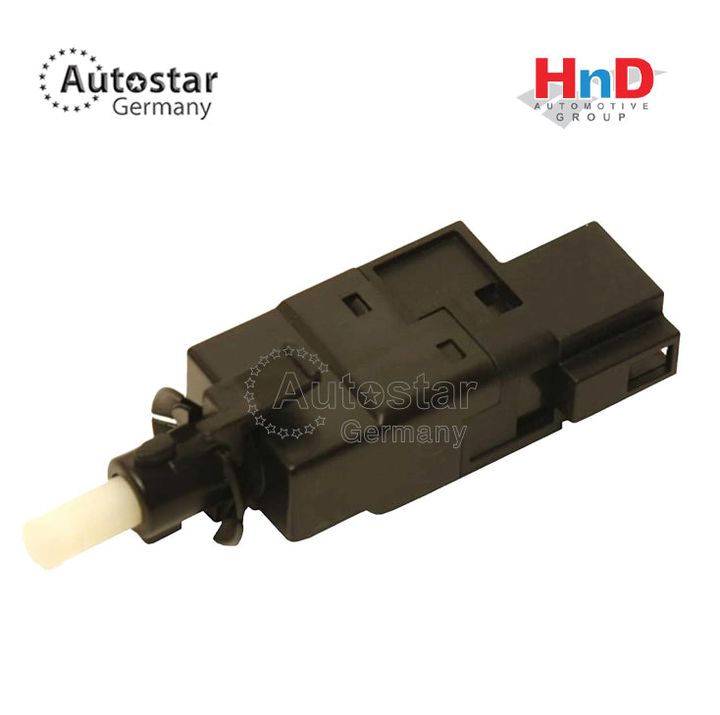 Mercedes Benz BRAKE LIGHT SWITCH W168 / W169 / W203 / W245 0015452009