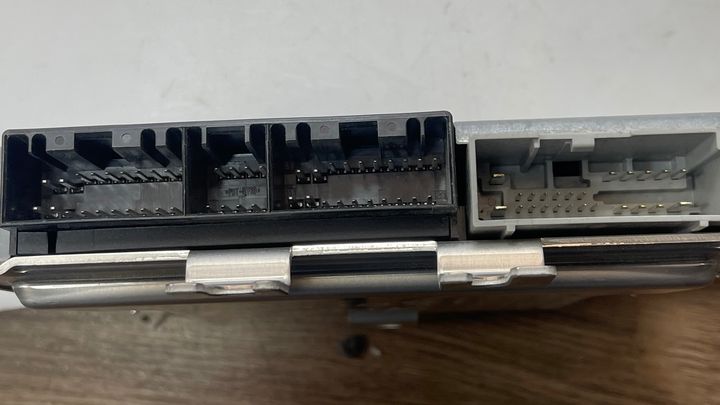 Air Suspension Control Module - 2013 Land Rover RANGE ROVER SPORT