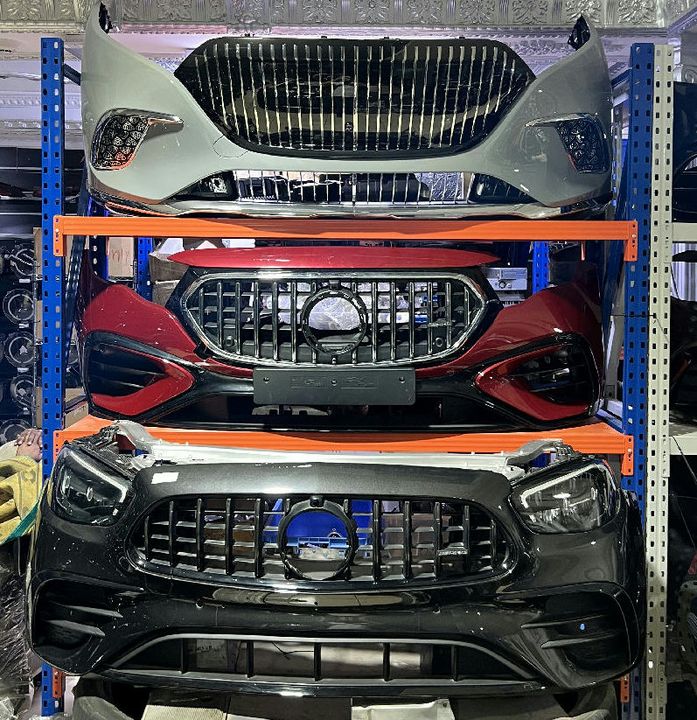 Mercedes Benz E class AMG 53 x214 - Front Bumper Red