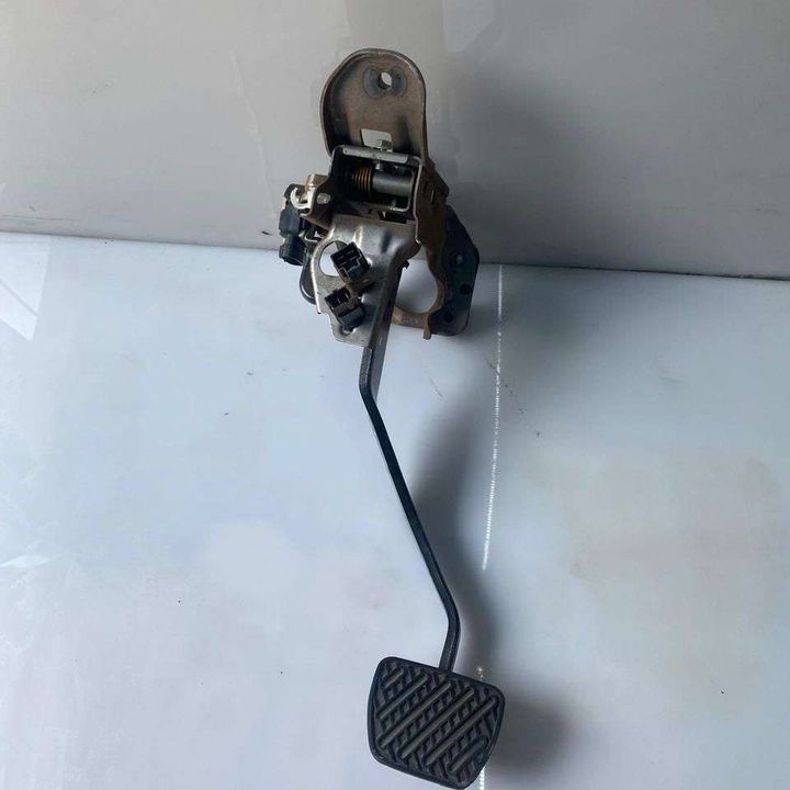 Brake Pedal - 2014 Infiniti QX80 SUV