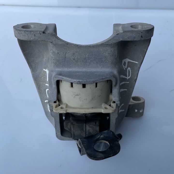 Mount (Engine) - 2017 Ford Figo