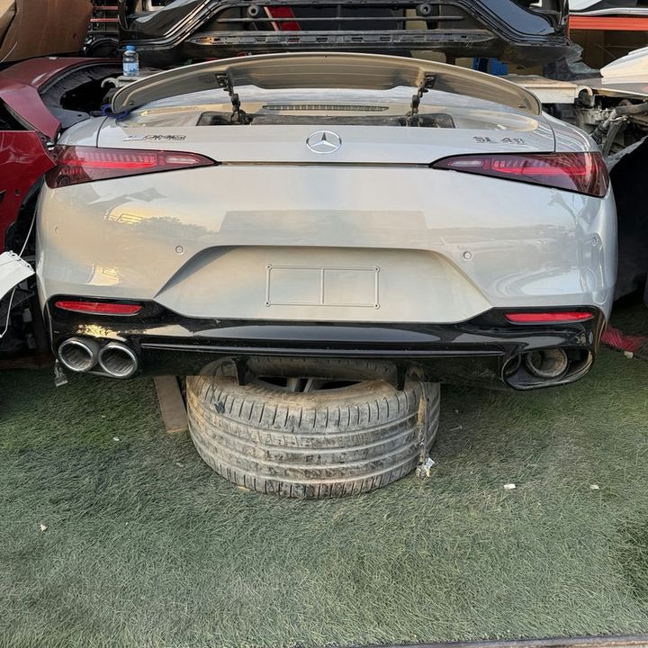 Mercedes Benz SL AMG W232 - Rear Body / Rear Cut