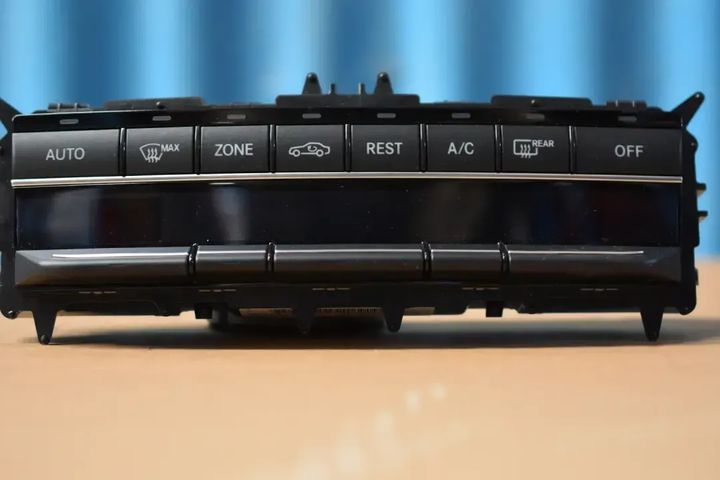 CONTROL DEVICE