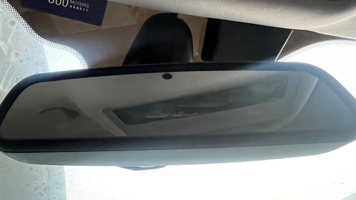 Rear view mirror - 2014 Jaguar XF