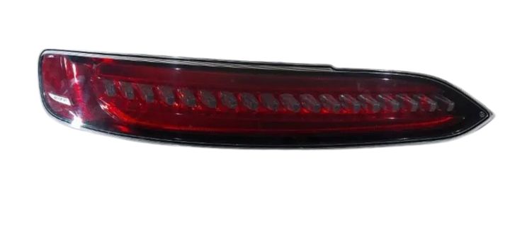REAR LIGHT R