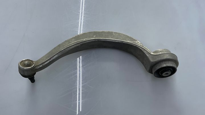 Lower Arm(LHF) - 2014 Audi S8