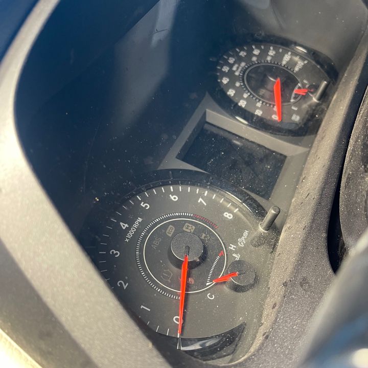 Speedometer - 2017 Toyota Sienna LE