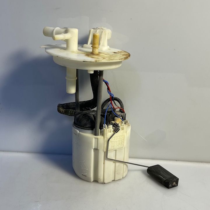 Fuel pump - 2018 Chevrolet Equinox LT