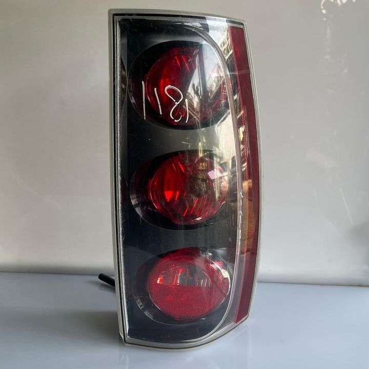Tail Light (RH) - 2007 GMC Yukon