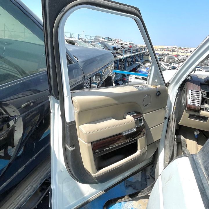 Door (LHF) - 2014 Land Rover RANGE ROVER VOGUE