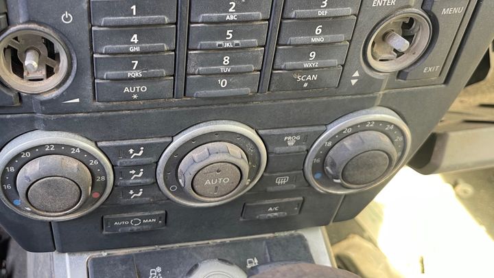 AC Switch - 2011 Land Rover LR2