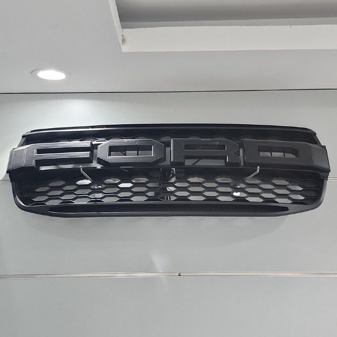 Ford Ranger -Front Grille
