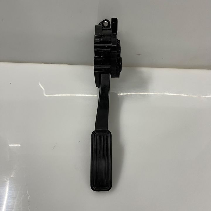 Accelerator pedal - 2017 Lincoln Continental Livery
