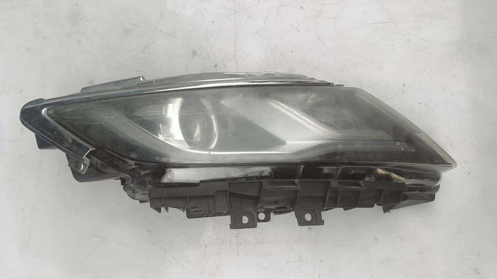 Headlight (RH) - 2015 Lincoln MKC