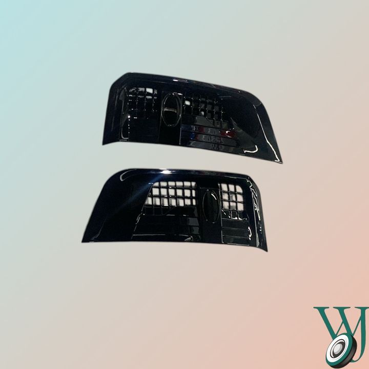 SIDE VEN 2020 DEFENDER SVR RIGHT