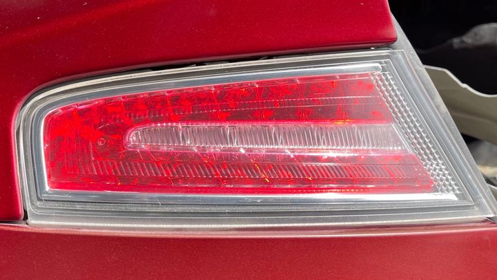 Tail Light (LH) - 2014 Lincoln MKZ