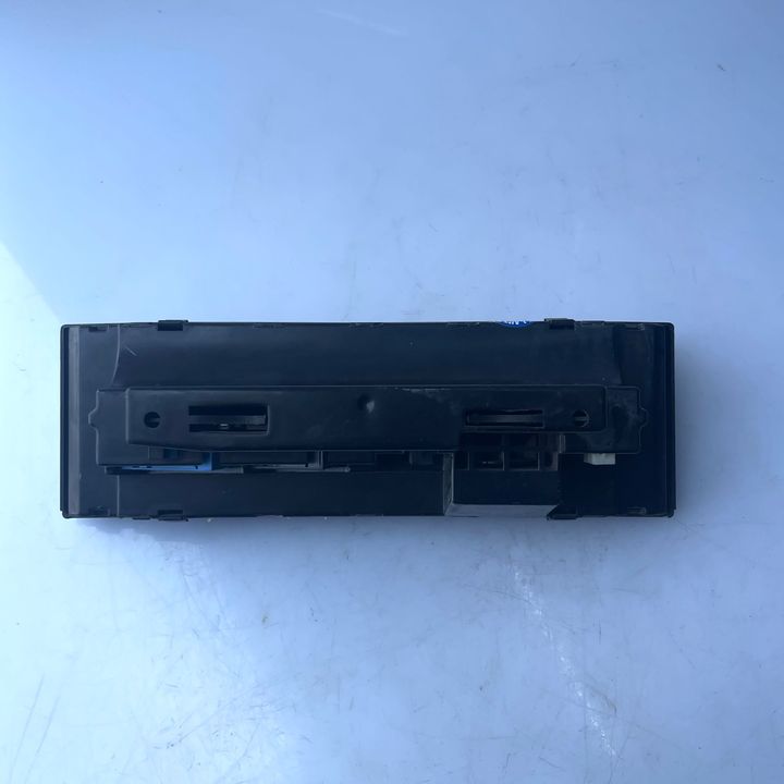 A/C Heater Climate Control Switch - 2008 Land Rover RANGE ROVER VOGUE