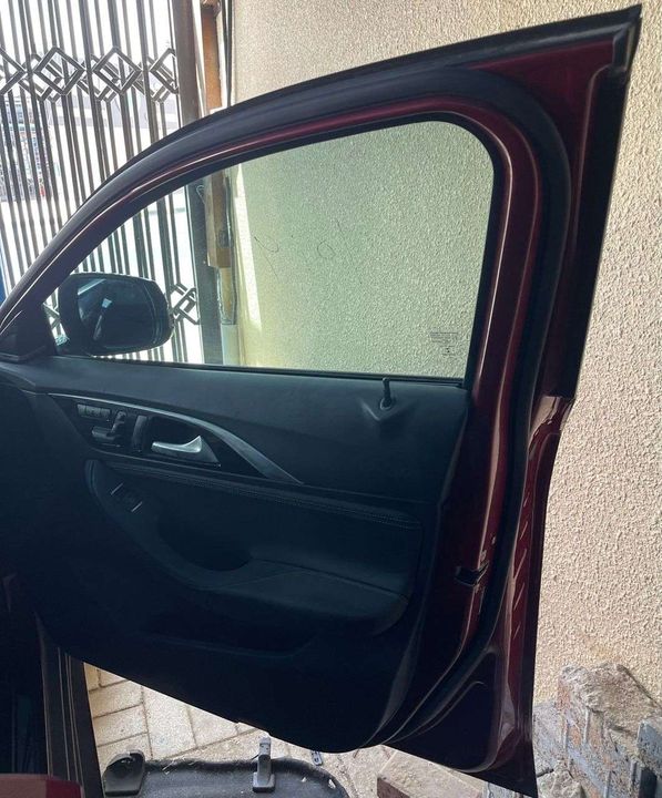 Door (RHF) - 2017 Infiniti QX30 2.0t