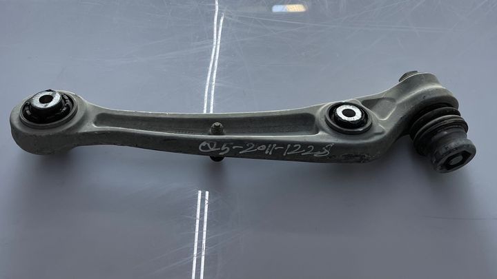 Lower arm (LH) - 2010 Audi Q5