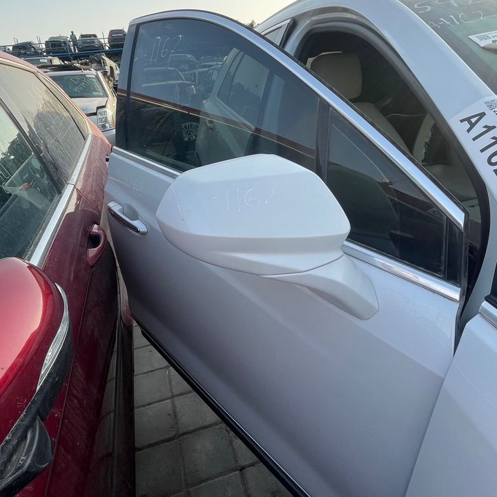 Door (RHF) - 2017 Cadillac XT5