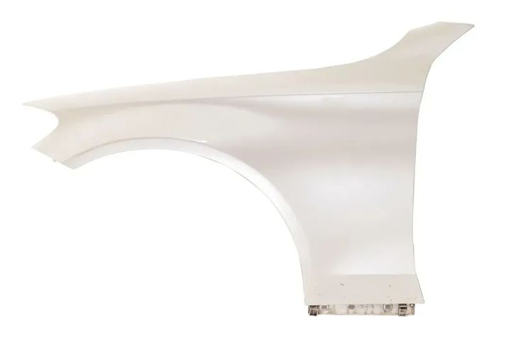 W205 FENDER L