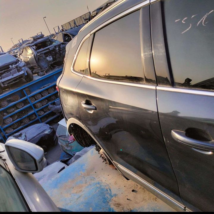 Door (RHB) - 2015 Lincoln MKC