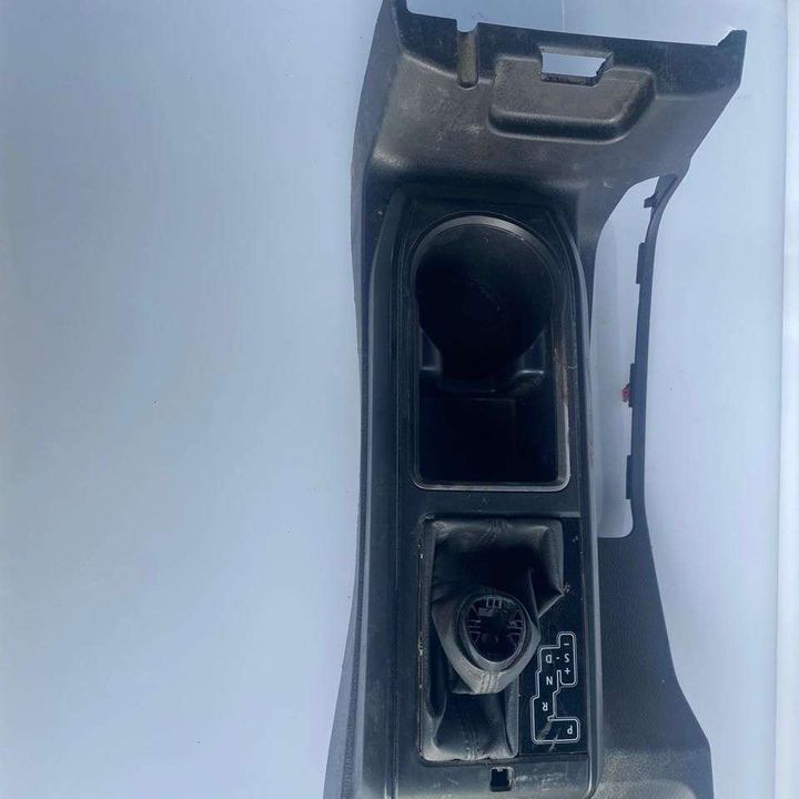 Cup holder center / Center Console Box - 2021 Toyota Tacoma SR5