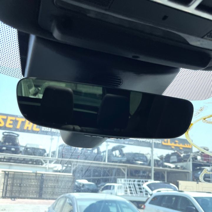 Mirror (Inner rear view) - 2018 Land Rover DISCOVERY HSE Luxury