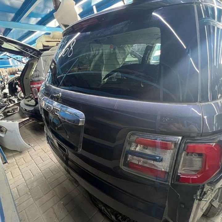 Tailgate - 2013 GMC Acadia