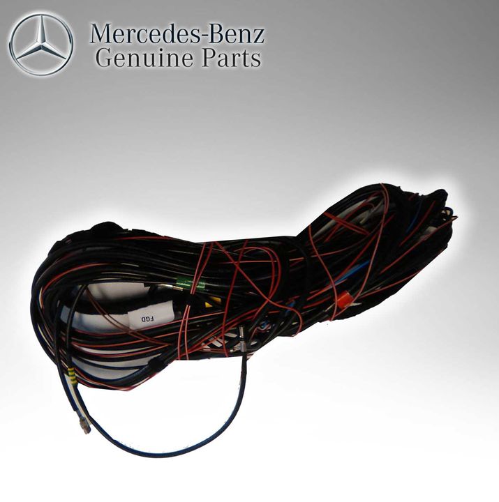 Mercedes Benz Genuine Wiring Harness 2104400909