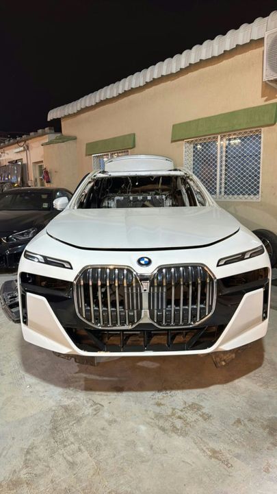 BMW 7 Series (G70) Repair Project Car Body kit