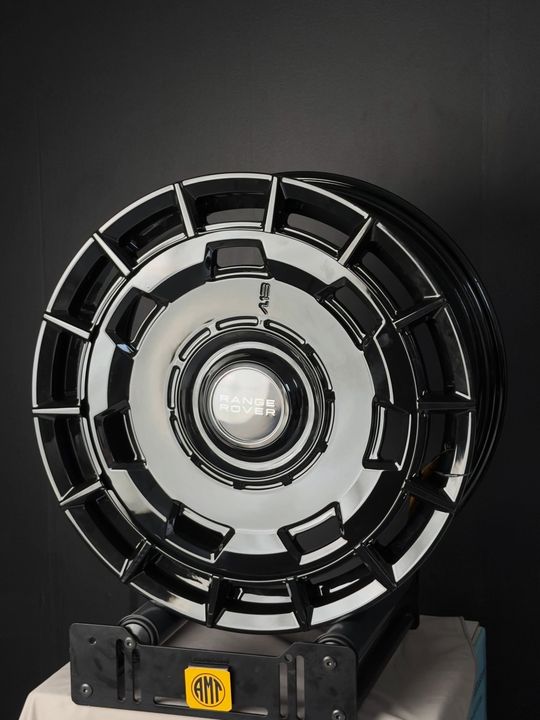 Range Rover L460 SV 23-inch Alloy Wheel