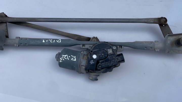Windshield wiper motor - 2019 Chevrolet Traverse LS