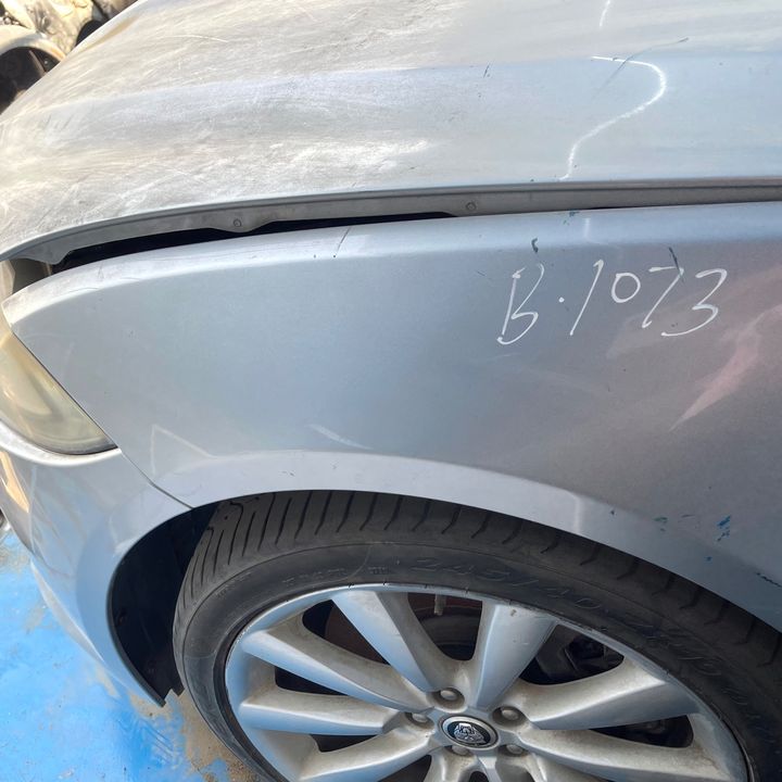 Fender (LHF) - 2013 Jaguar XF