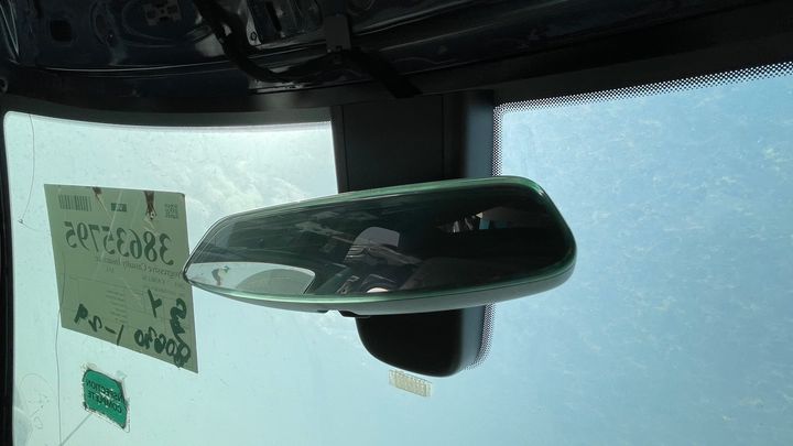 Rear view mirror - 2019 Cadillac XT4