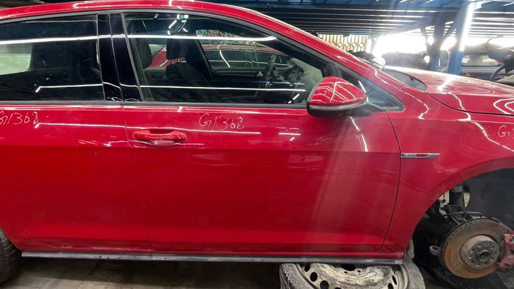 Door (RHF) - 2016 Volkswagen Golf