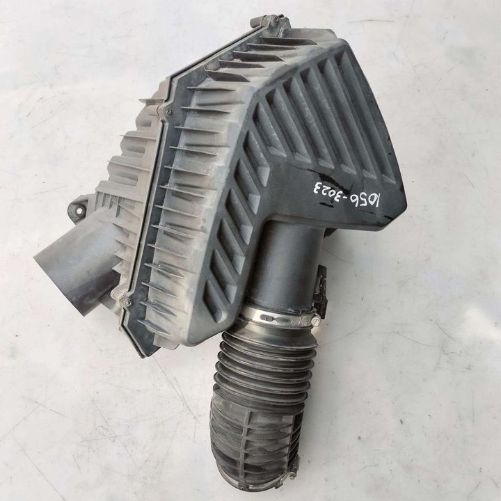 Air cleaner box - 2020 Cadillac XT5