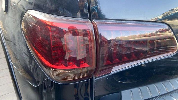 Tail Light (RH) - 2011 Infiniti QX56