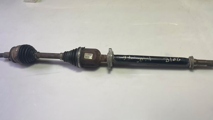 Axle(RHF) - 2017 Chevrolet Impala LT