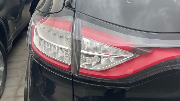 Tail Light (LH) - 2015 Ford Edge SEL