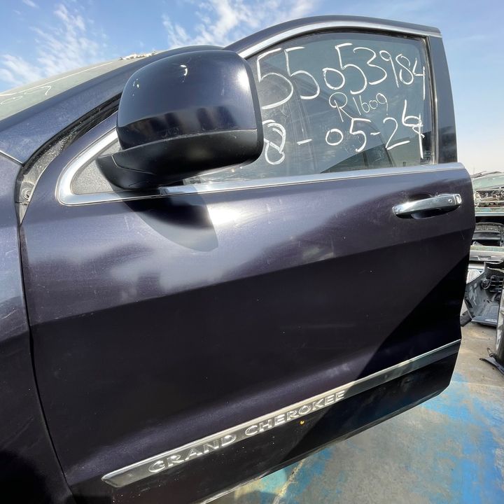 Door (LHF) - 2011 Jeep GRAND CHEROKEE