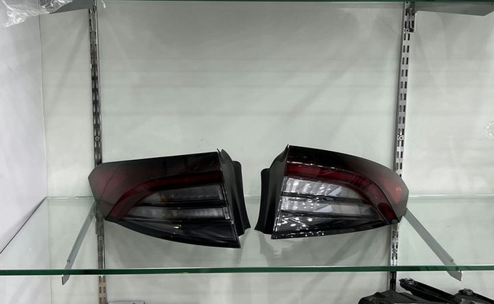 Maserati Levante - Stop Light Set LH & RH