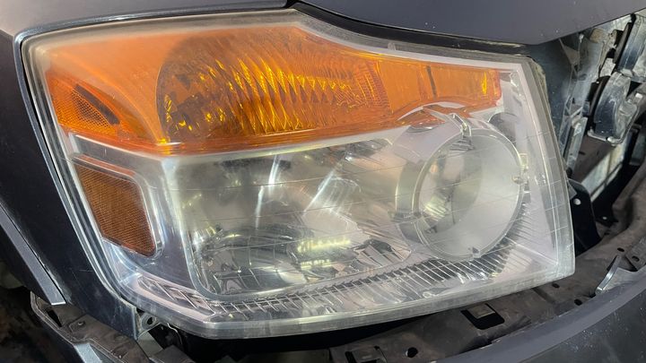 Headlight (RH) - 2014 Nissan Armada SUV