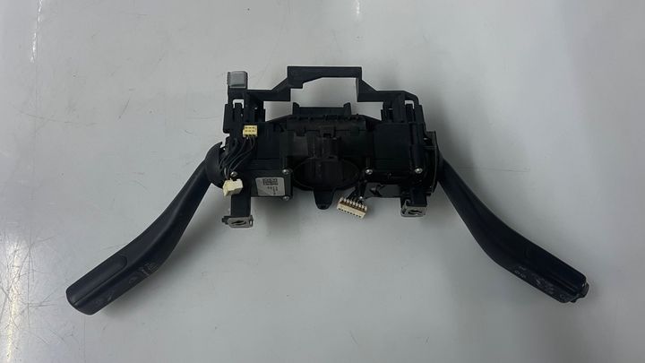 Column switch - 2012 Volkswagen Passat