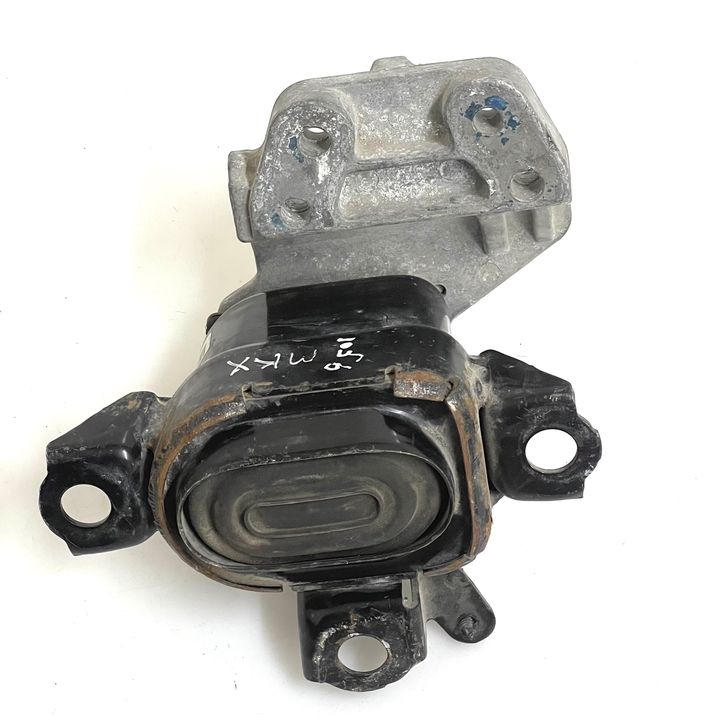Engine mounts - 2017 Lincoln MKX Reserve