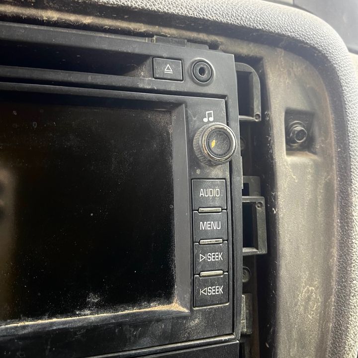 Info-gps-tv screen - 2007 GMC Yukon