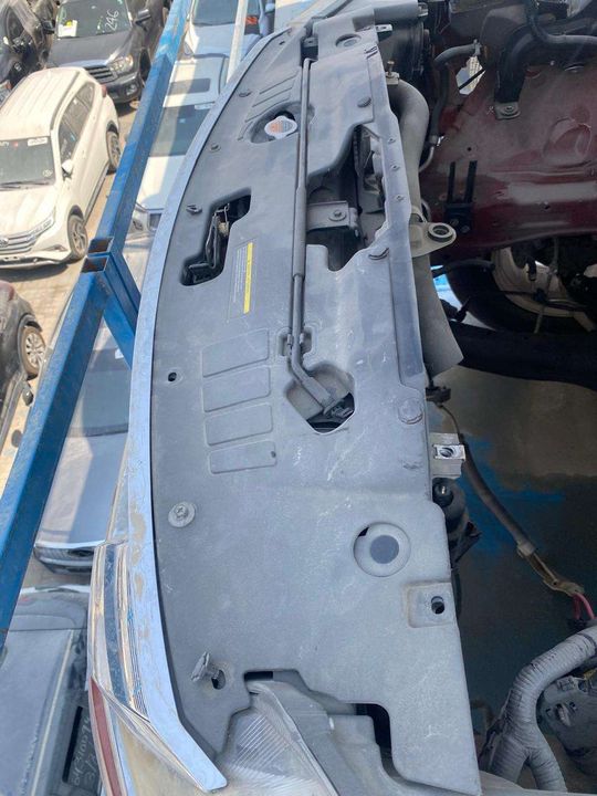 Radiator cover baffle - 2013 Nissan Pathfinder